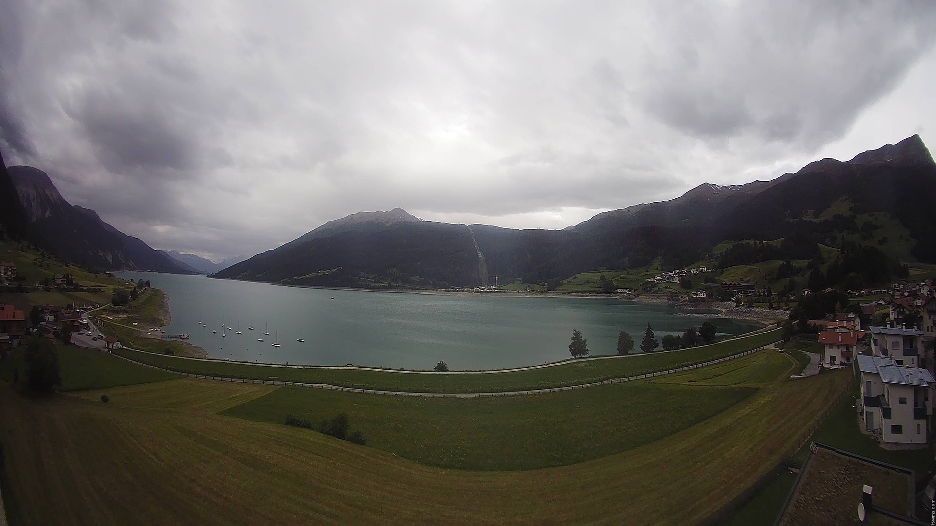 Archiv Foto Webcam Reschen - Blick auf den Reschensee