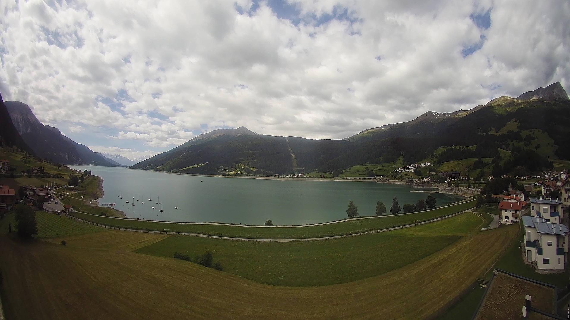 Archiv Foto Webcam Reschen - Blick auf den Reschensee