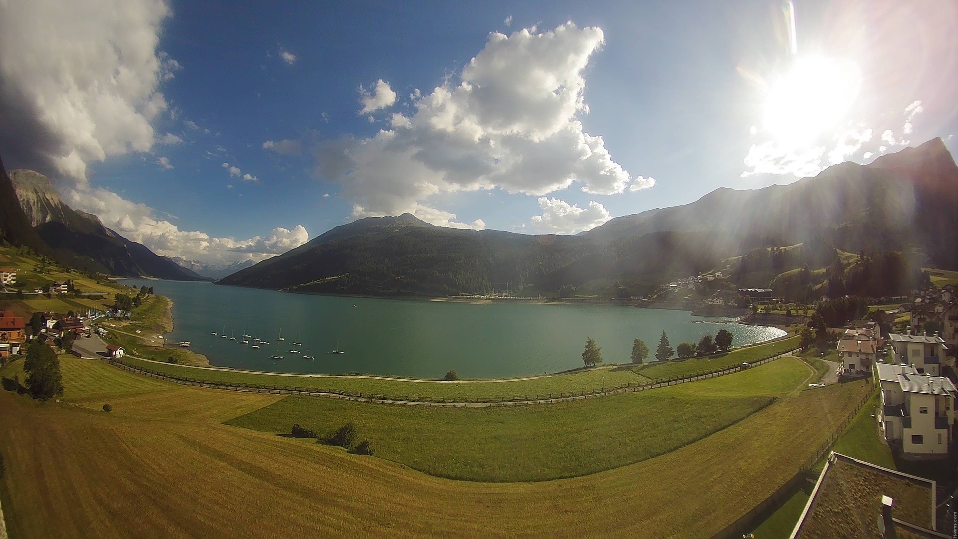 Archiv Foto Webcam Reschen - Blick auf den Reschensee