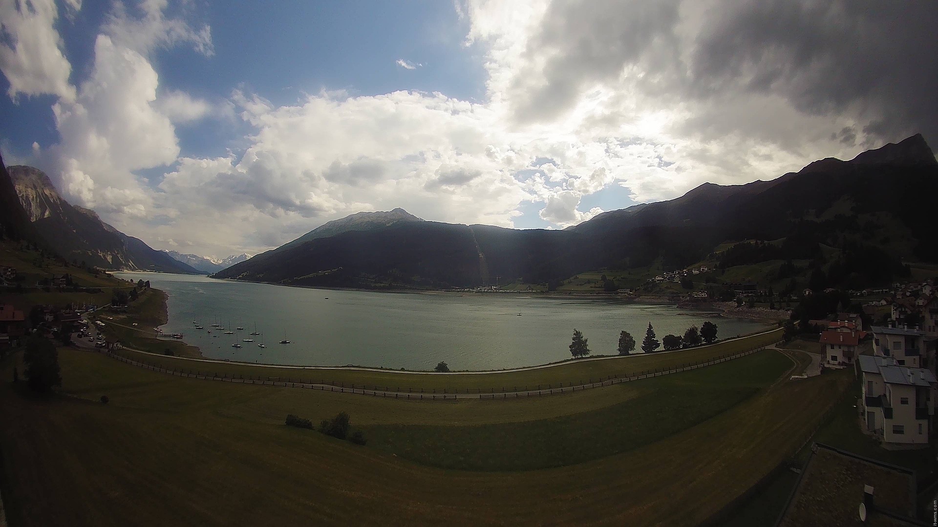 Archiv Foto Webcam Reschen - Blick auf den Reschensee
