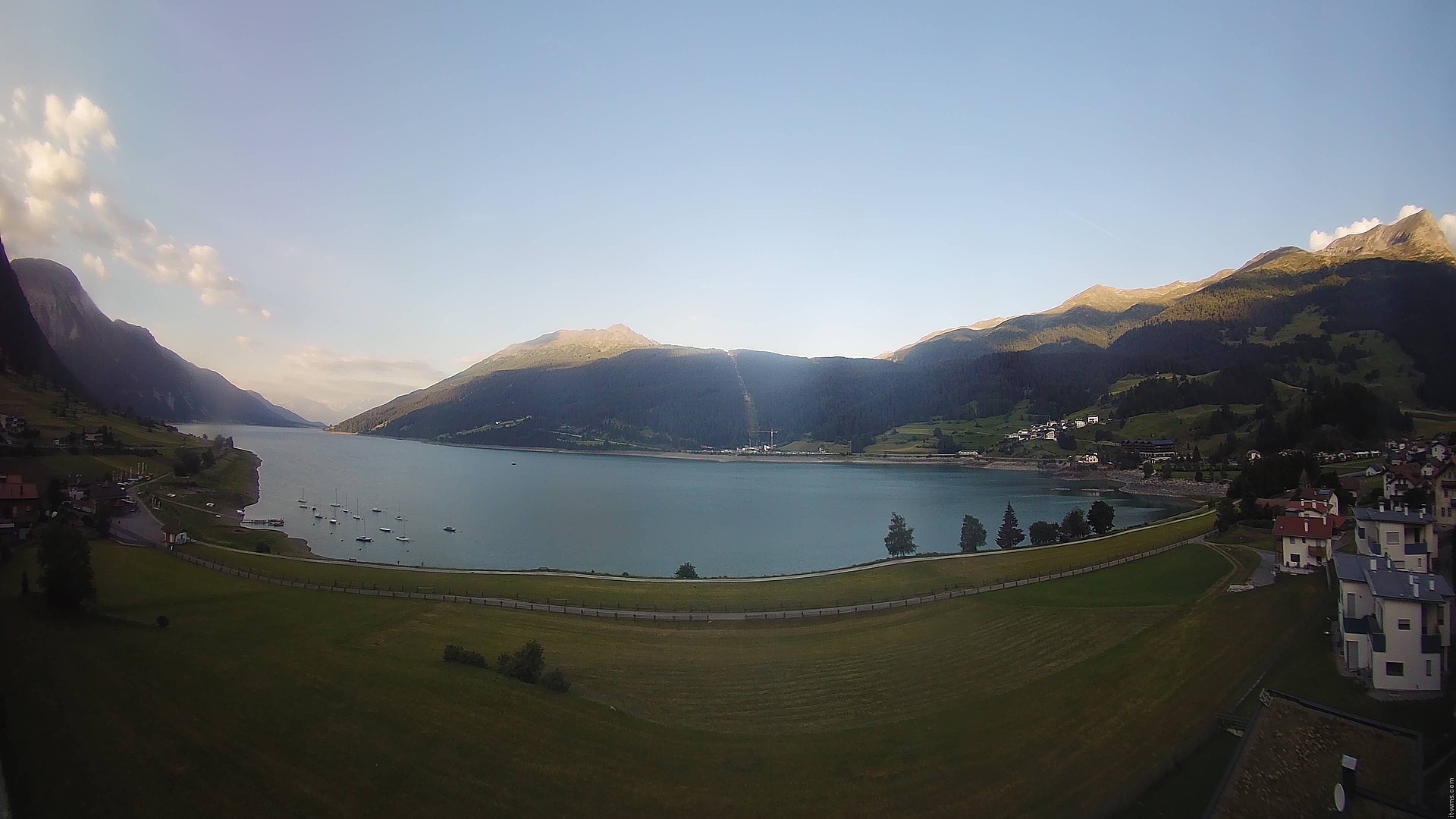 Archiv Foto Webcam Reschen - Blick auf den Reschensee