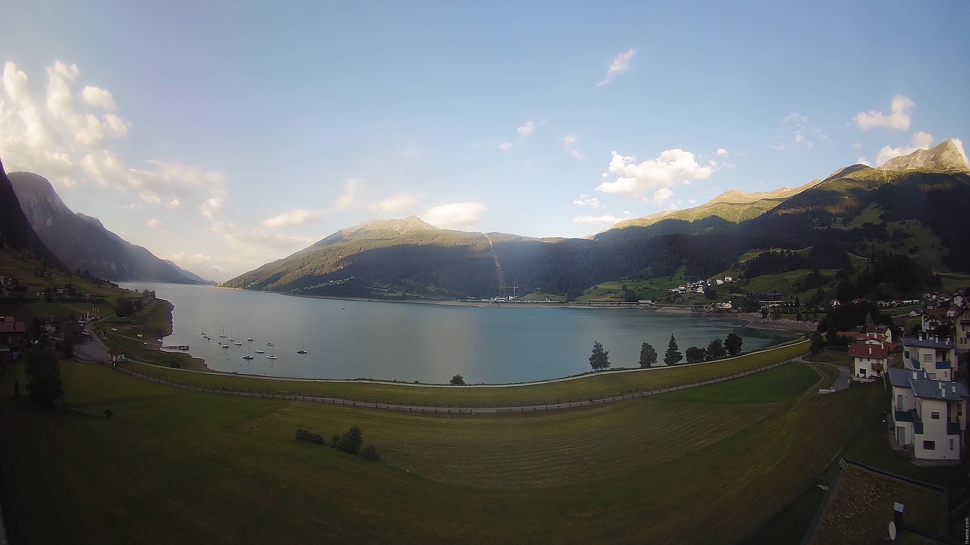 Archiv Foto Webcam Reschen - Blick auf den Reschensee
