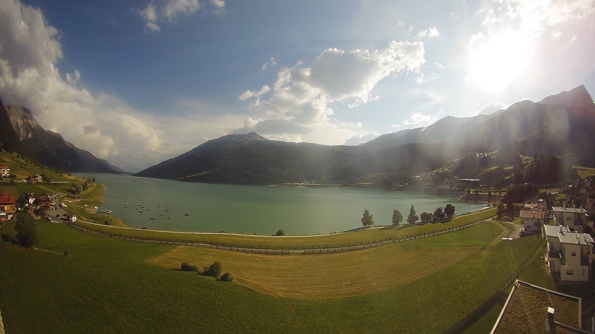 Archiv Foto Webcam Reschen - Blick auf den Reschensee