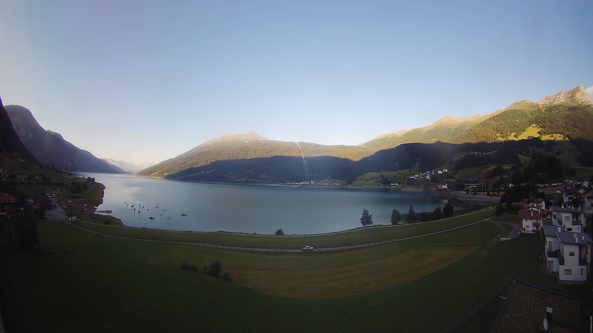 Archiv Foto Webcam Reschen - Blick auf den Reschensee
