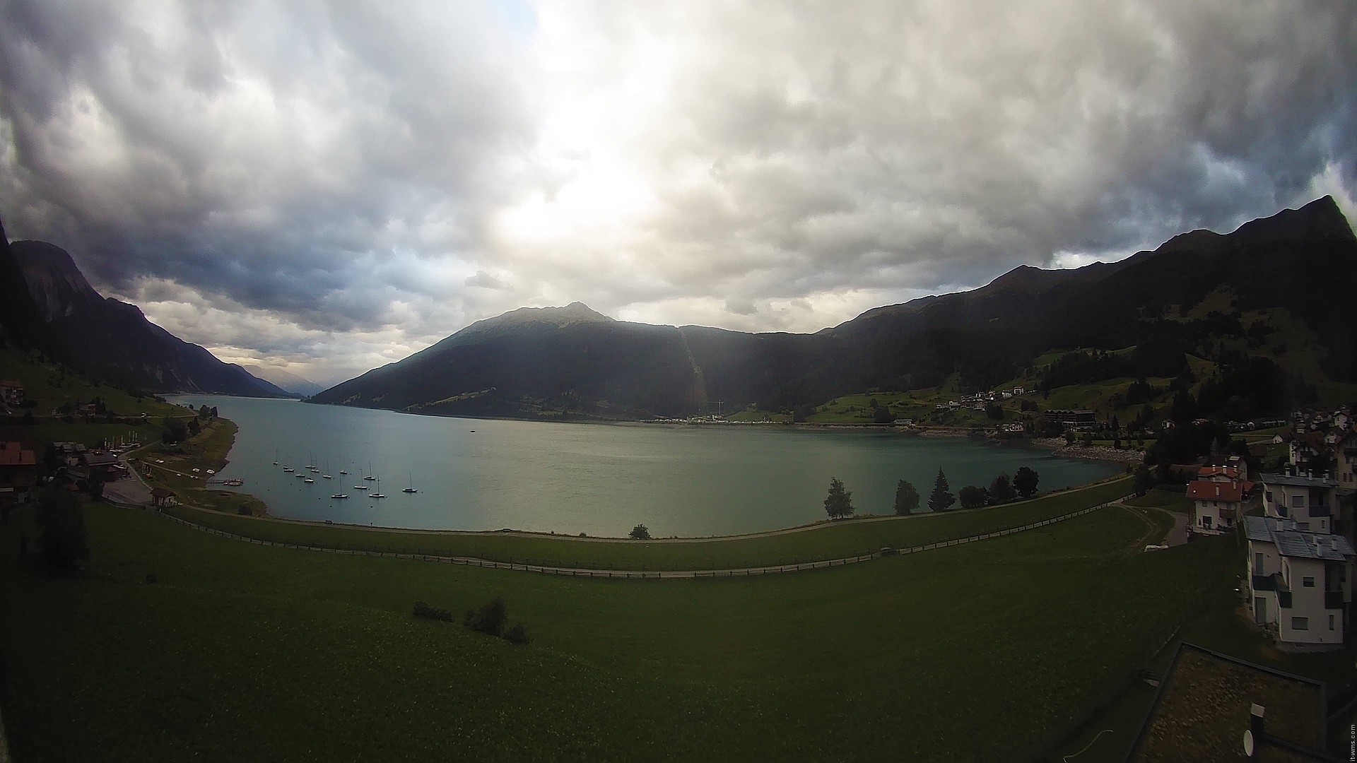 Archiv Foto Webcam Reschen - Blick auf den Reschensee