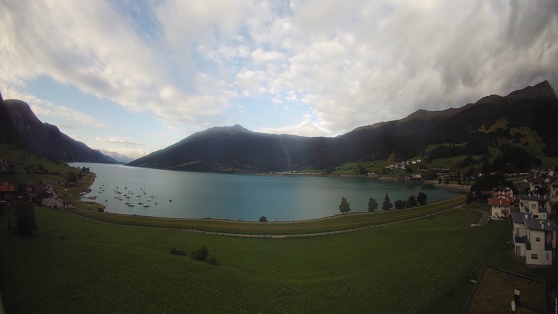 Archiv Foto Webcam Reschen - Blick auf den Reschensee