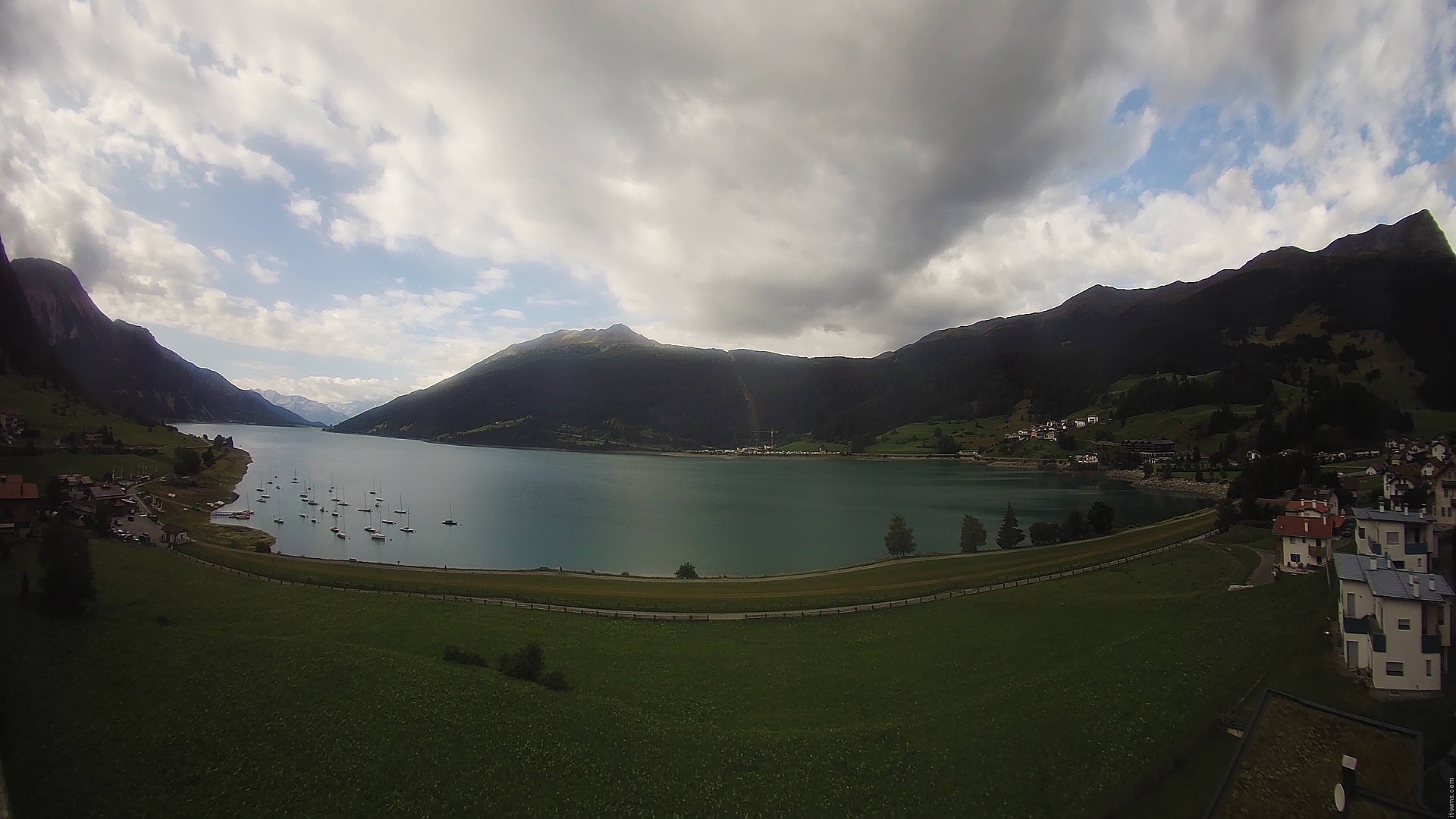 Archiv Foto Webcam Reschen - Blick auf den Reschensee