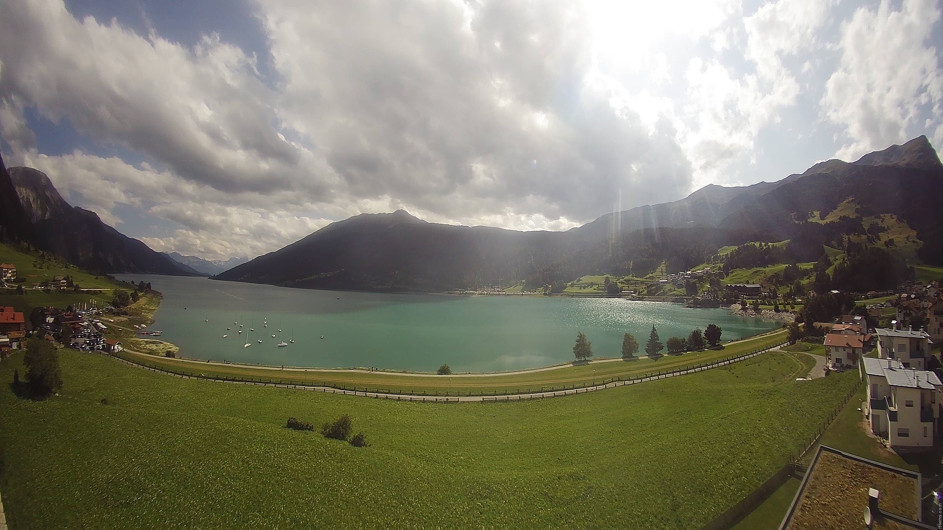 Archiv Foto Webcam Reschen - Blick auf den Reschensee
