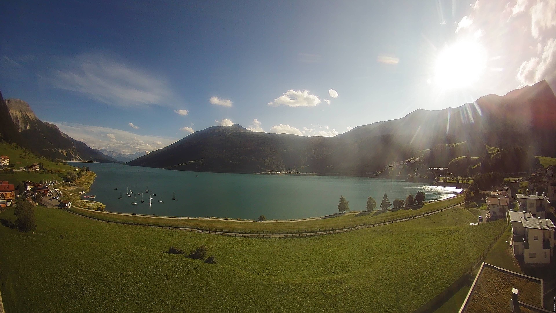 Archiv Foto Webcam Reschen - Blick auf den Reschensee