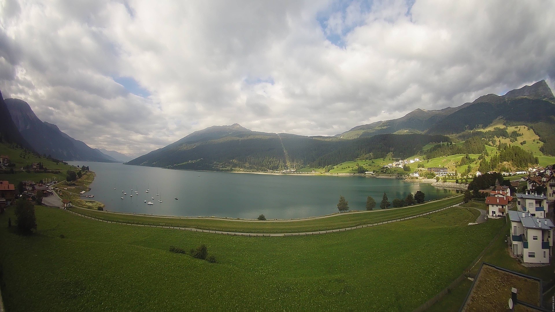 Archiv Foto Webcam Reschen - Blick auf den Reschensee