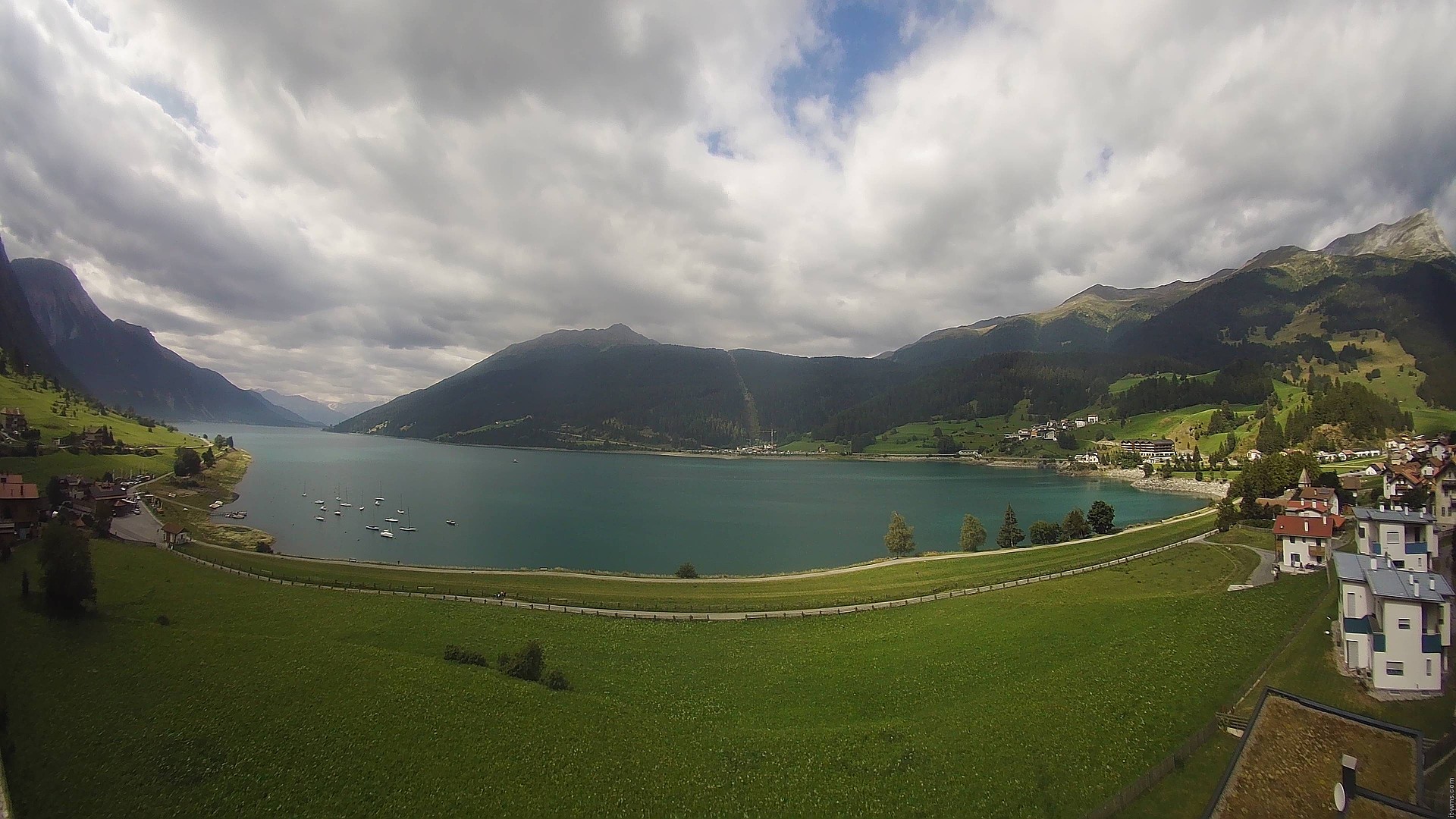 Archiv Foto Webcam Reschen - Blick auf den Reschensee