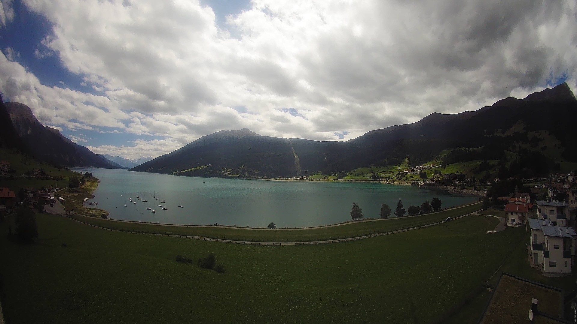 Archiv Foto Webcam Reschen - Blick auf den Reschensee
