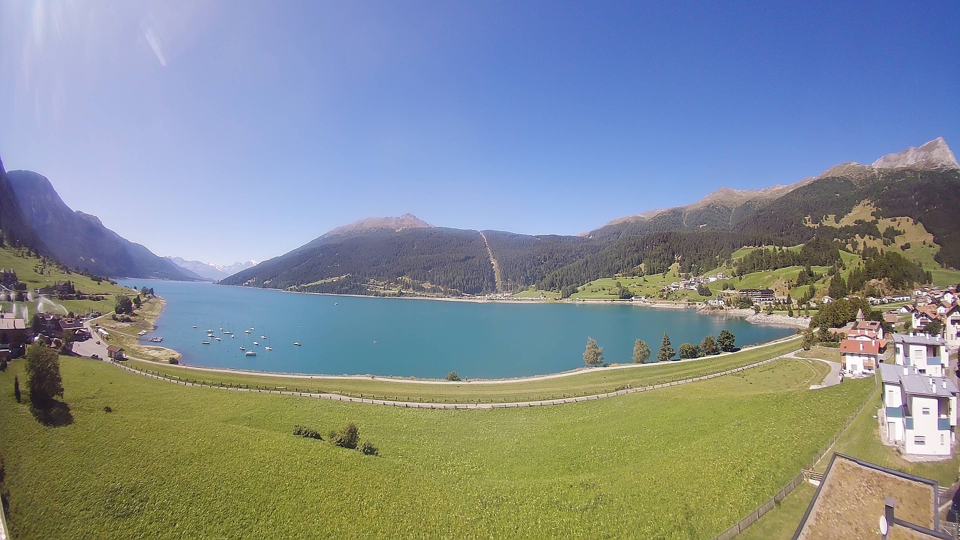 Archiv Foto Webcam Reschen - Blick auf den Reschensee