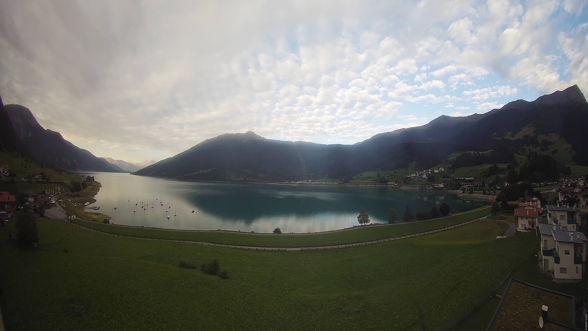 Archiv Foto Webcam Reschen - Blick auf den Reschensee