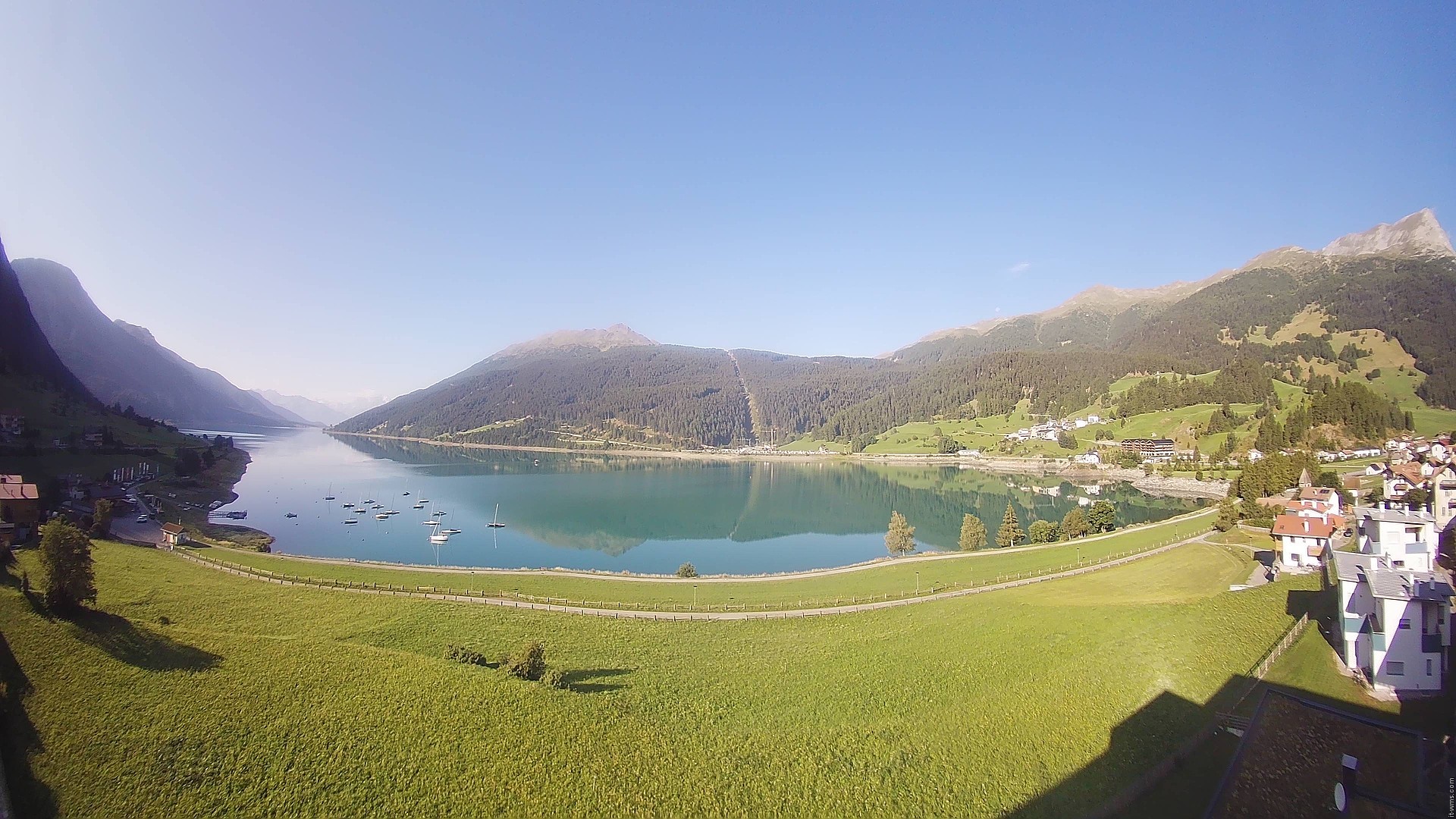 Archiv Foto Webcam Reschen - Blick auf den Reschensee