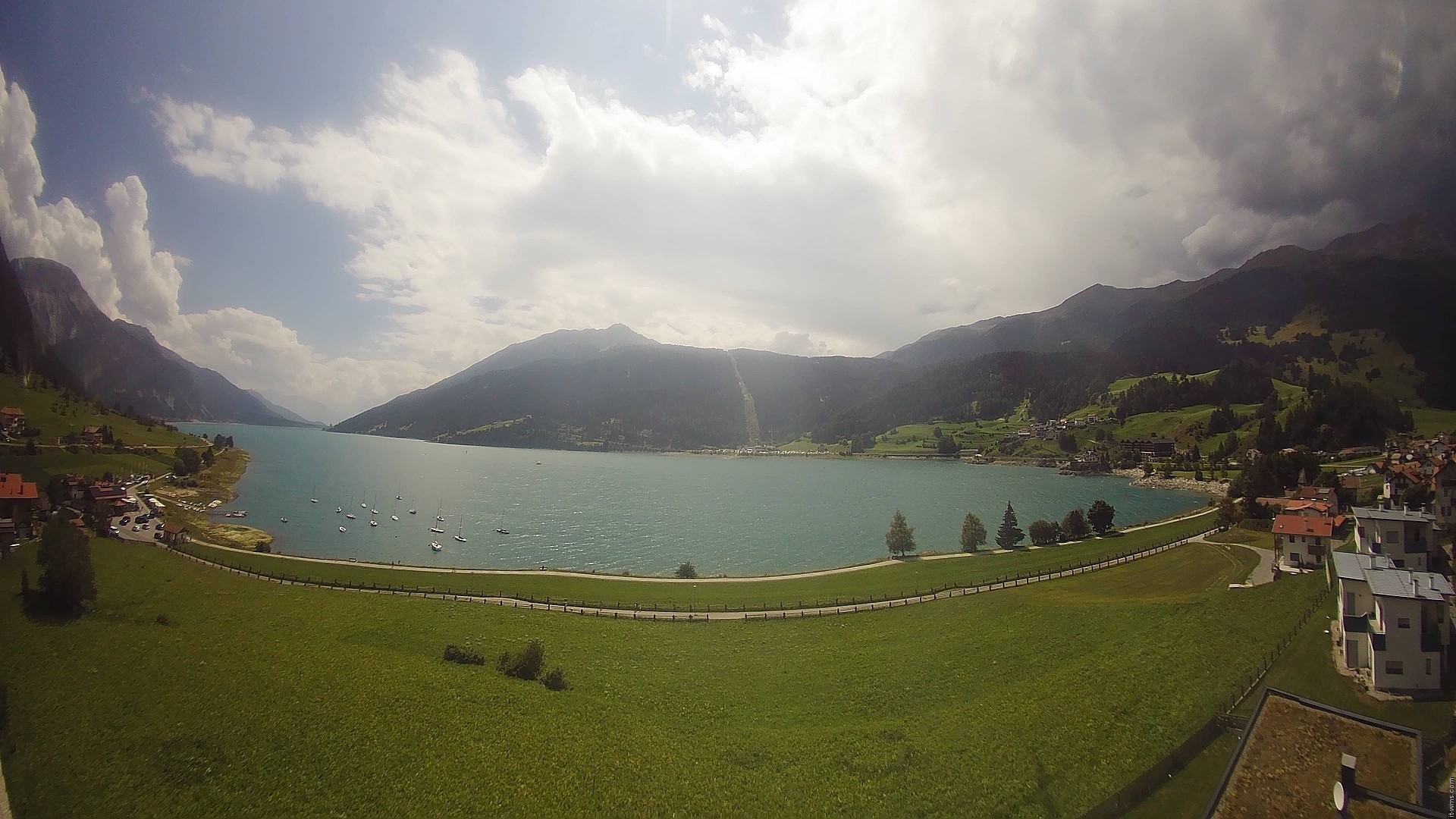 Archiv Foto Webcam Reschen - Blick auf den Reschensee
