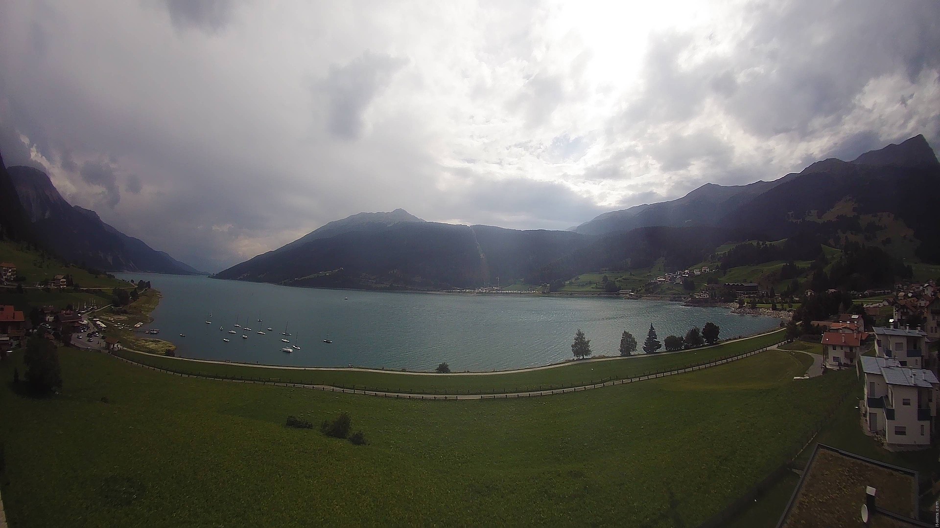 Archiv Foto Webcam Reschen - Blick auf den Reschensee