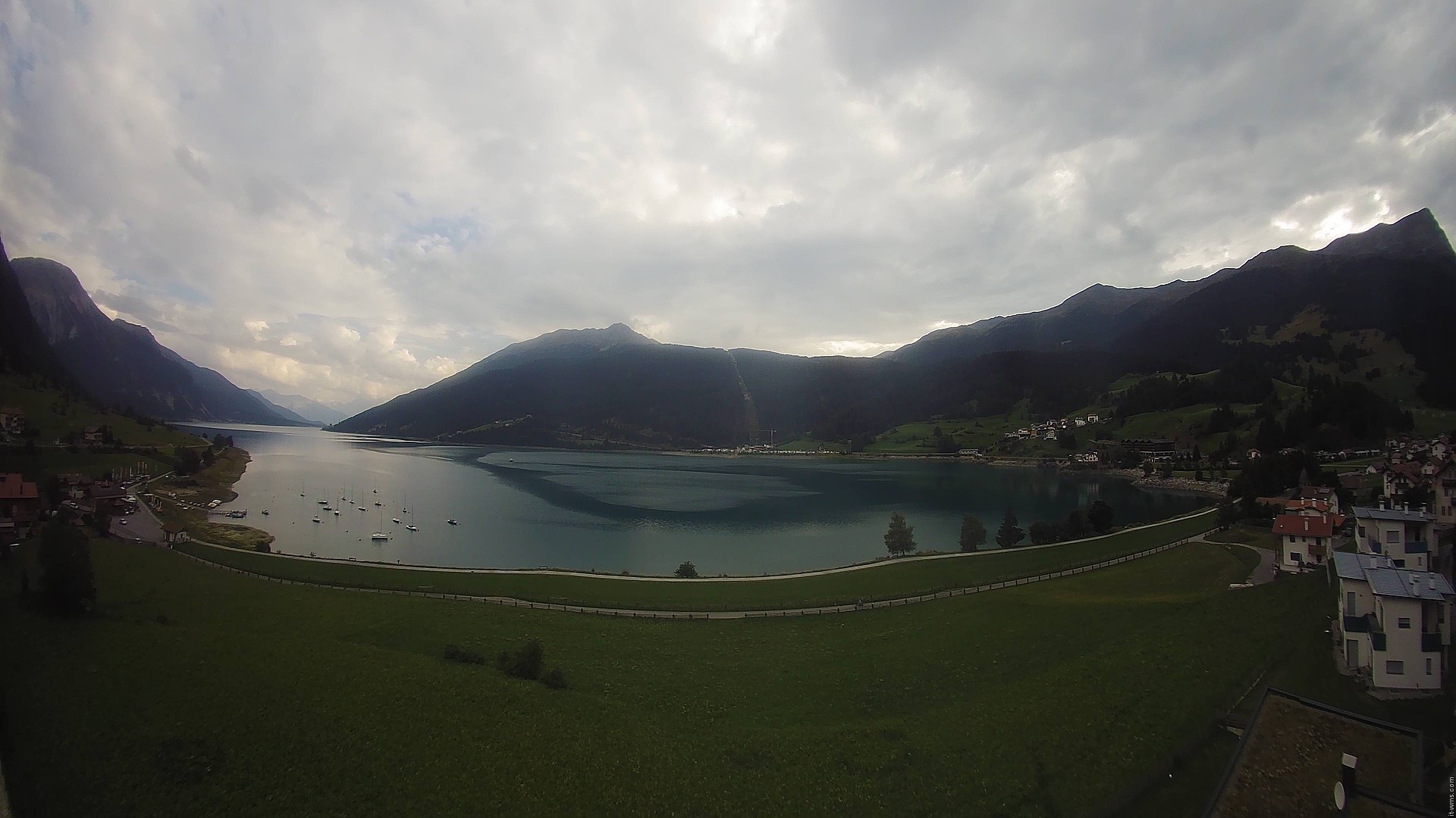 Archiv Foto Webcam Reschen - Blick auf den Reschensee