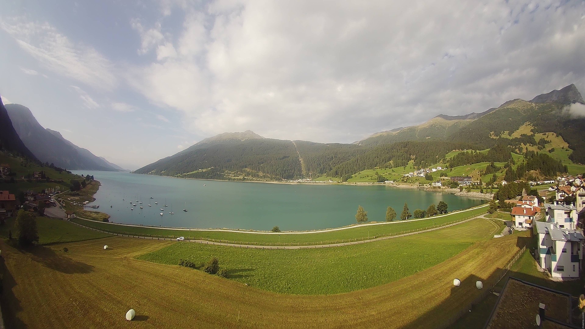 Archiv Foto Webcam Reschen - Blick auf den Reschensee
