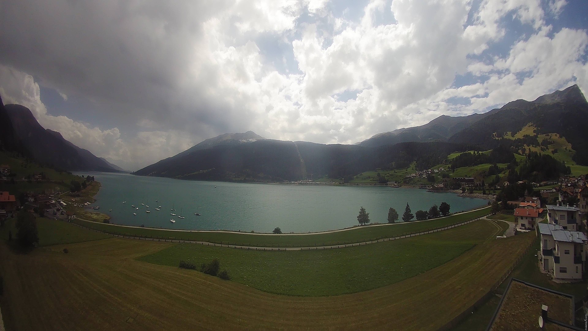 Archiv Foto Webcam Reschen - Blick auf den Reschensee