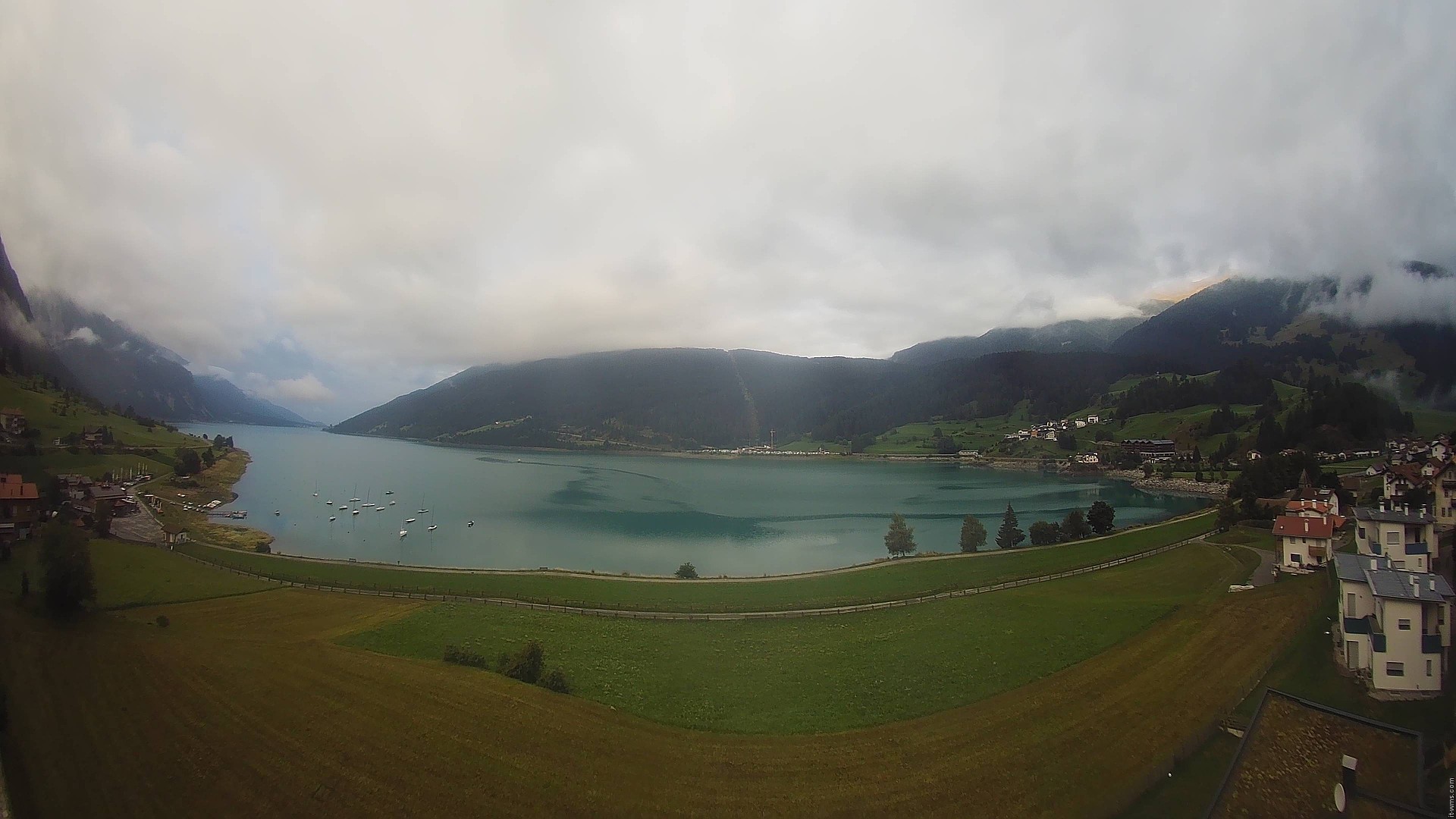Archiv Foto Webcam Reschen - Blick auf den Reschensee