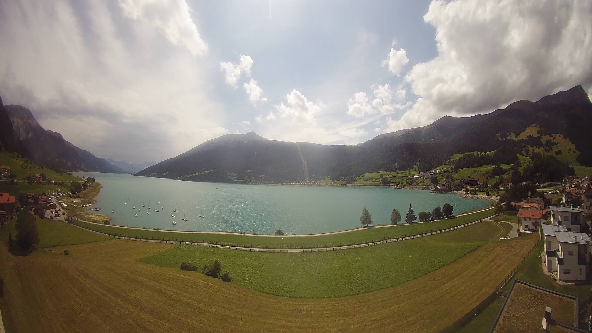 Archiv Foto Webcam Reschen - Blick auf den Reschensee