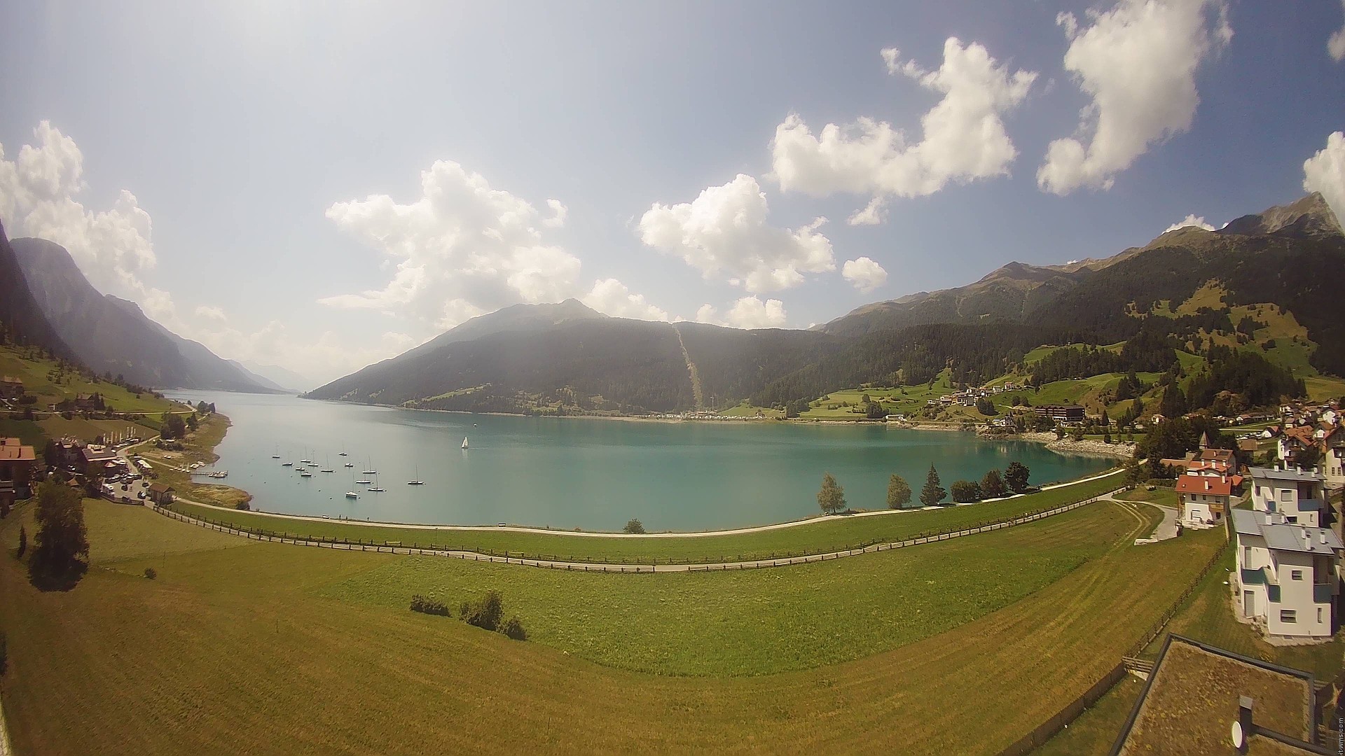 Archiv Foto Webcam Reschen - Blick auf den Reschensee