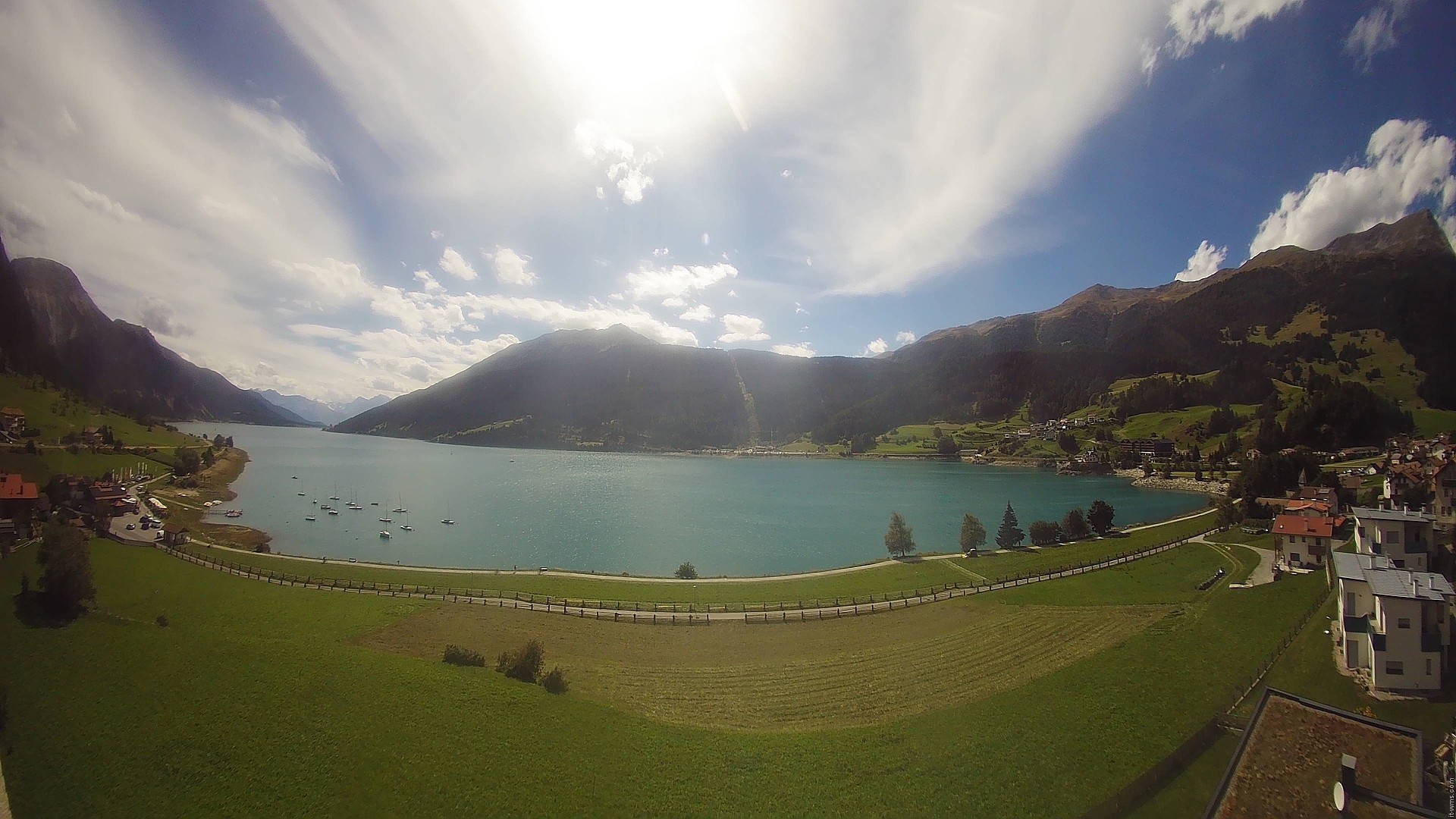 Archiv Foto Webcam Reschen - Blick auf den Reschensee