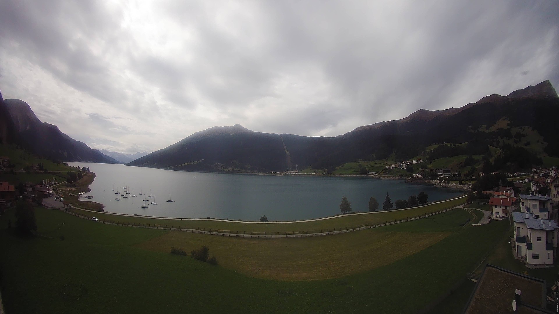 Archiv Foto Webcam Reschen - Blick auf den Reschensee