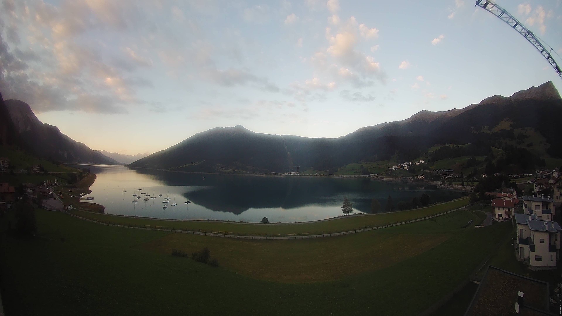 Archiv Foto Webcam Reschen - Blick auf den Reschensee