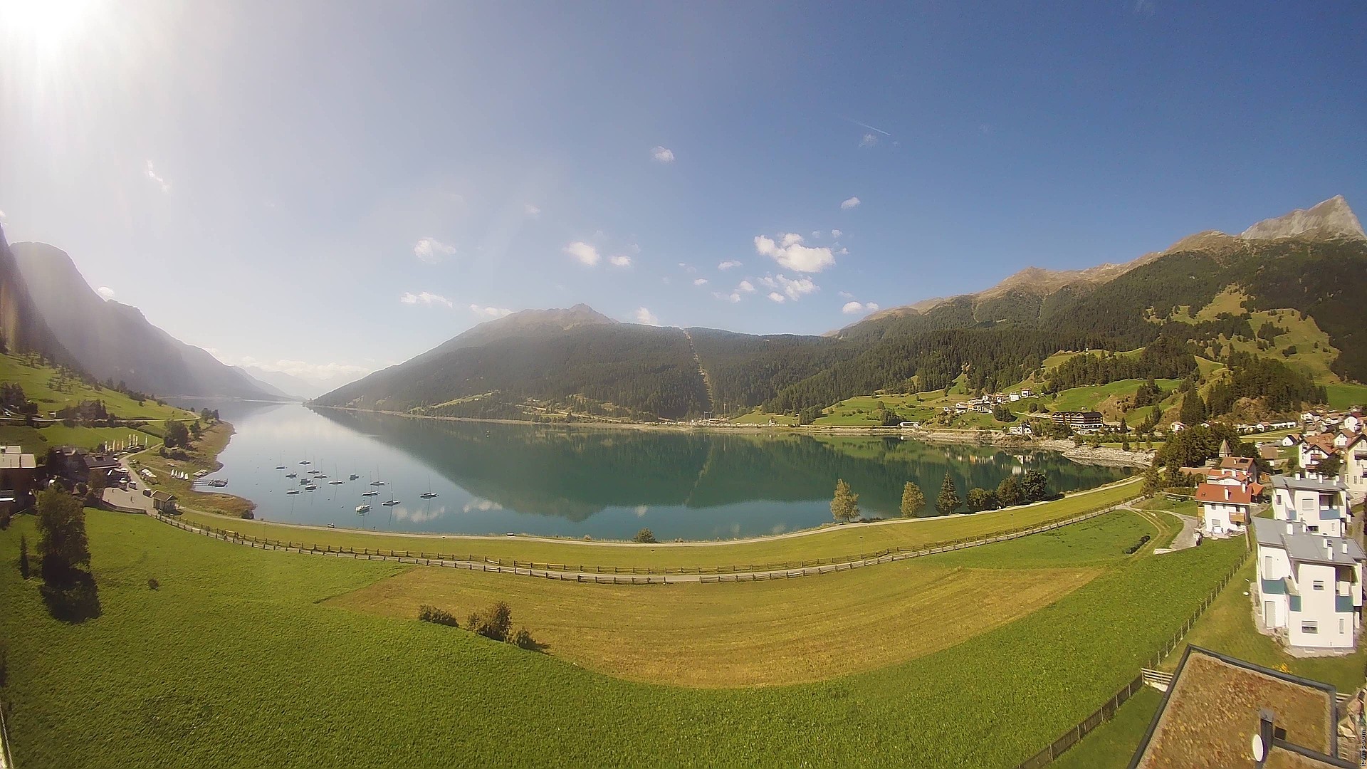 Archiv Foto Webcam Reschen - Blick auf den Reschensee