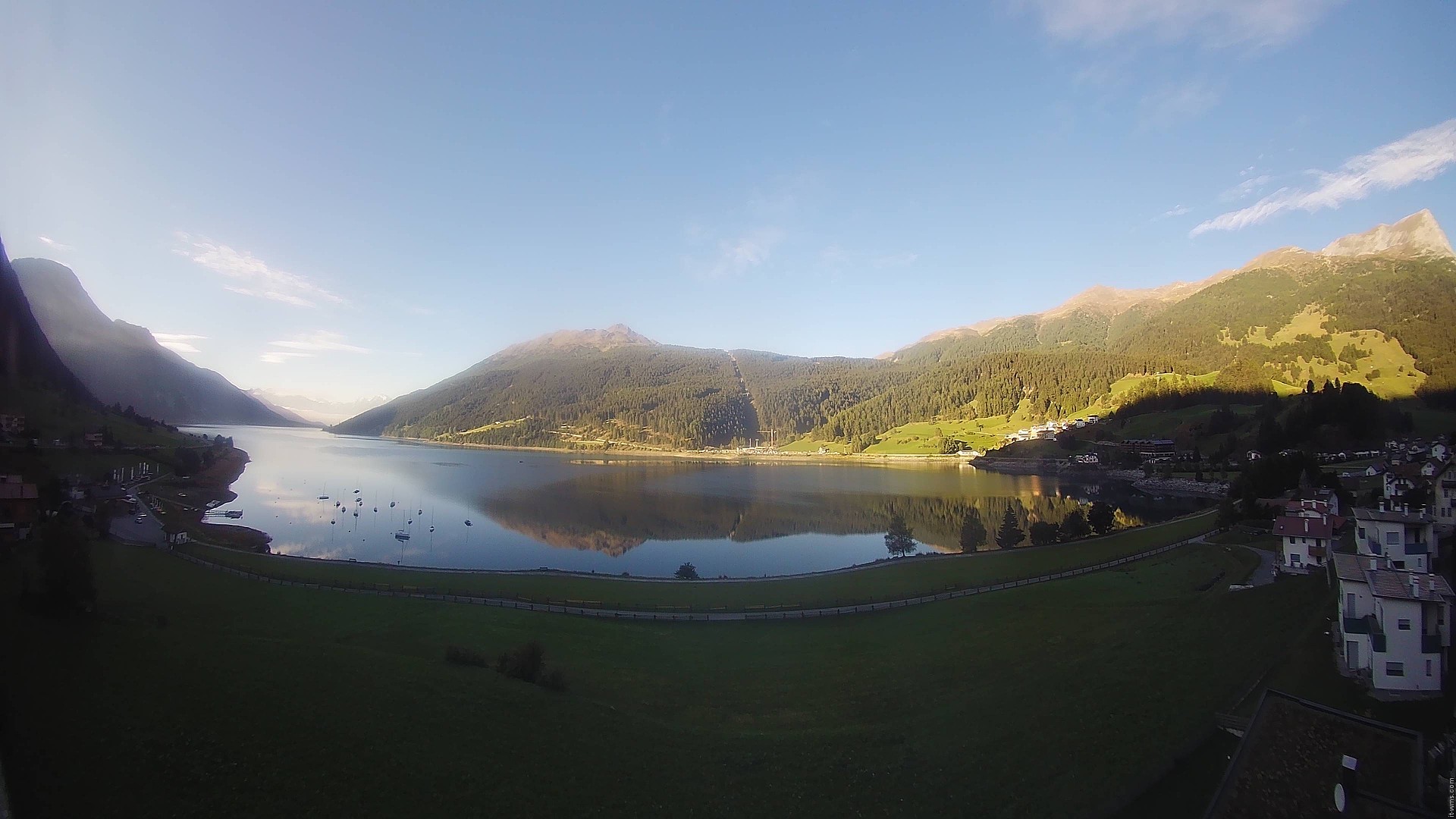 Archiv Foto Webcam Reschen - Blick auf den Reschensee