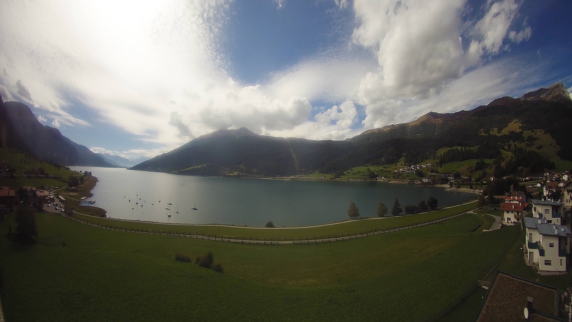 Archiv Foto Webcam Reschen - Blick auf den Reschensee