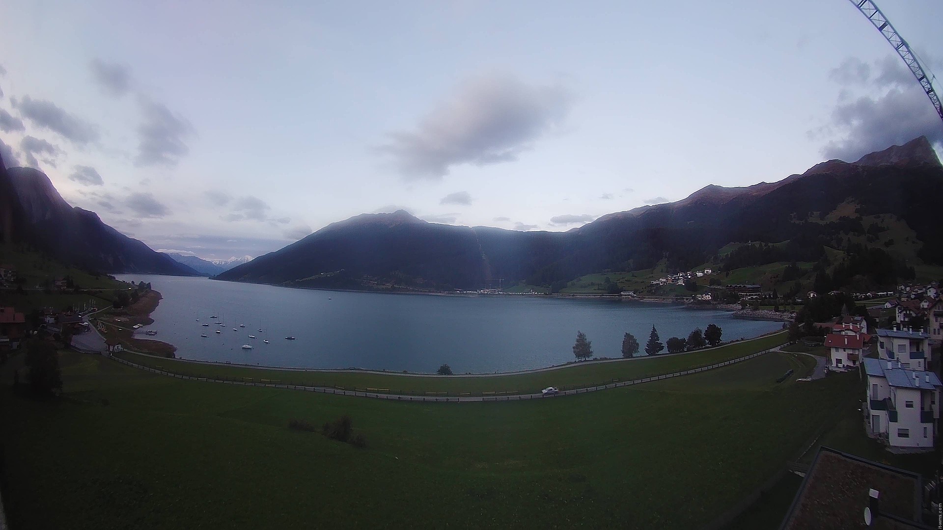 Archiv Foto Webcam Reschen - Blick auf den Reschensee