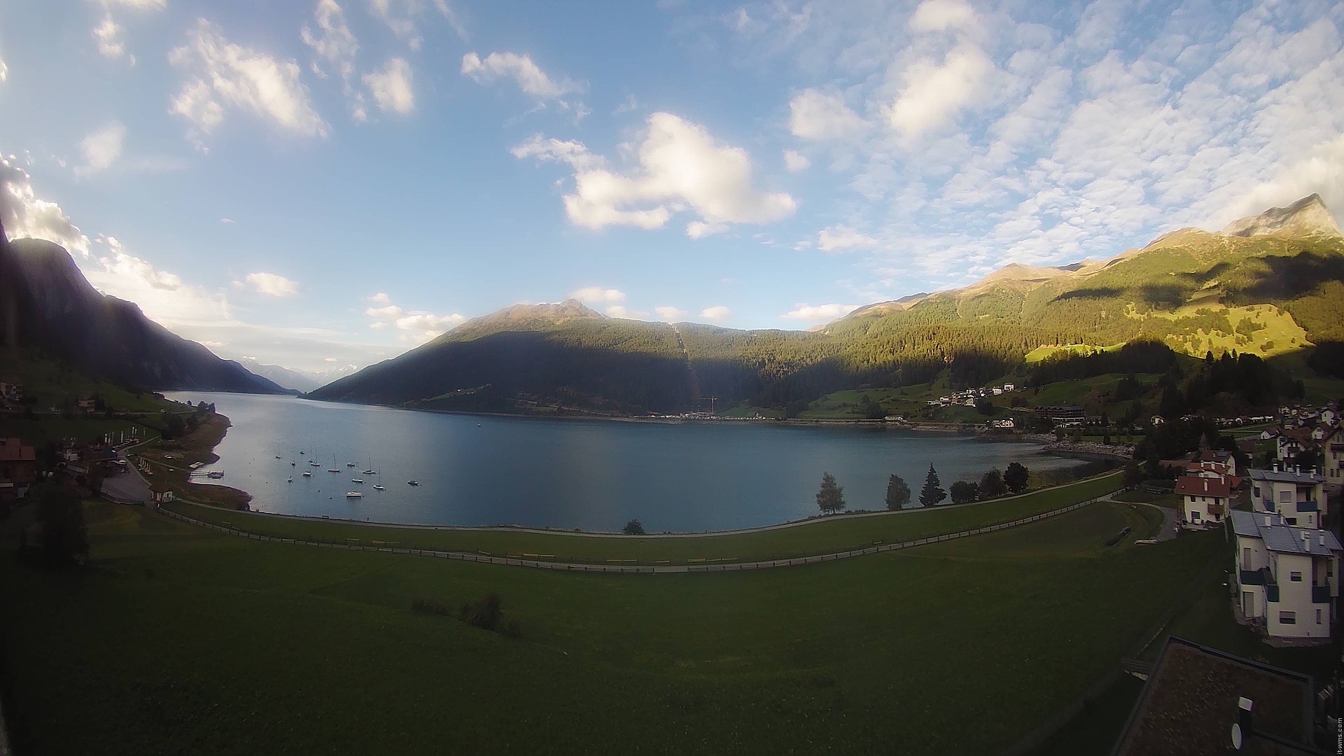 Archiv Foto Webcam Reschen - Blick auf den Reschensee