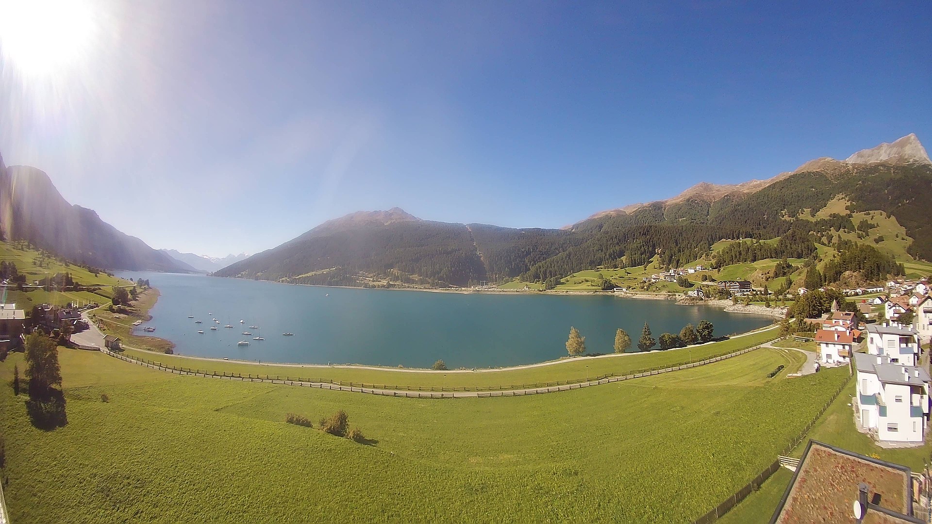 Archiv Foto Webcam Reschen - Blick auf den Reschensee