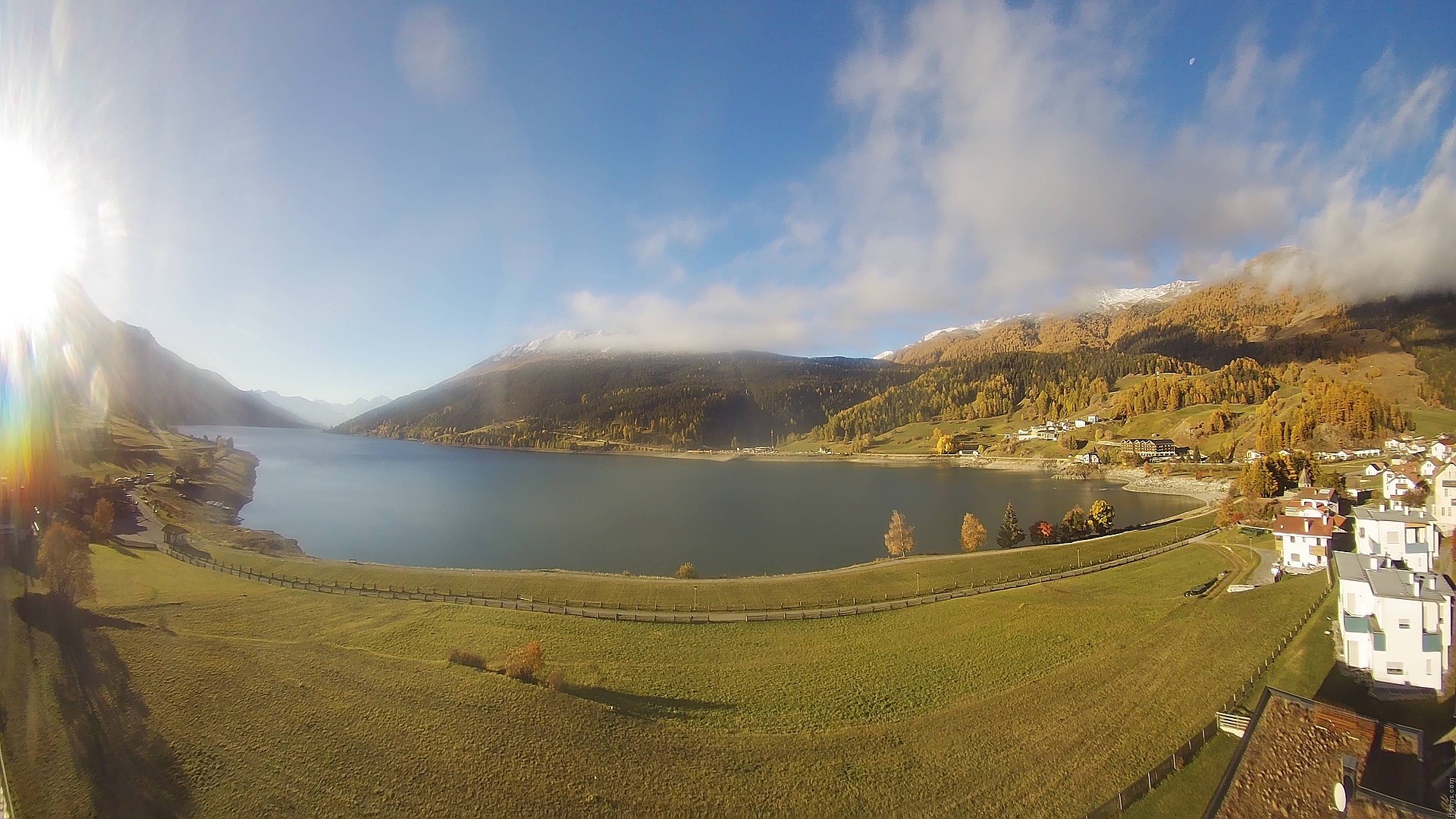 Archiv Foto Webcam Reschen - Blick auf den Reschensee