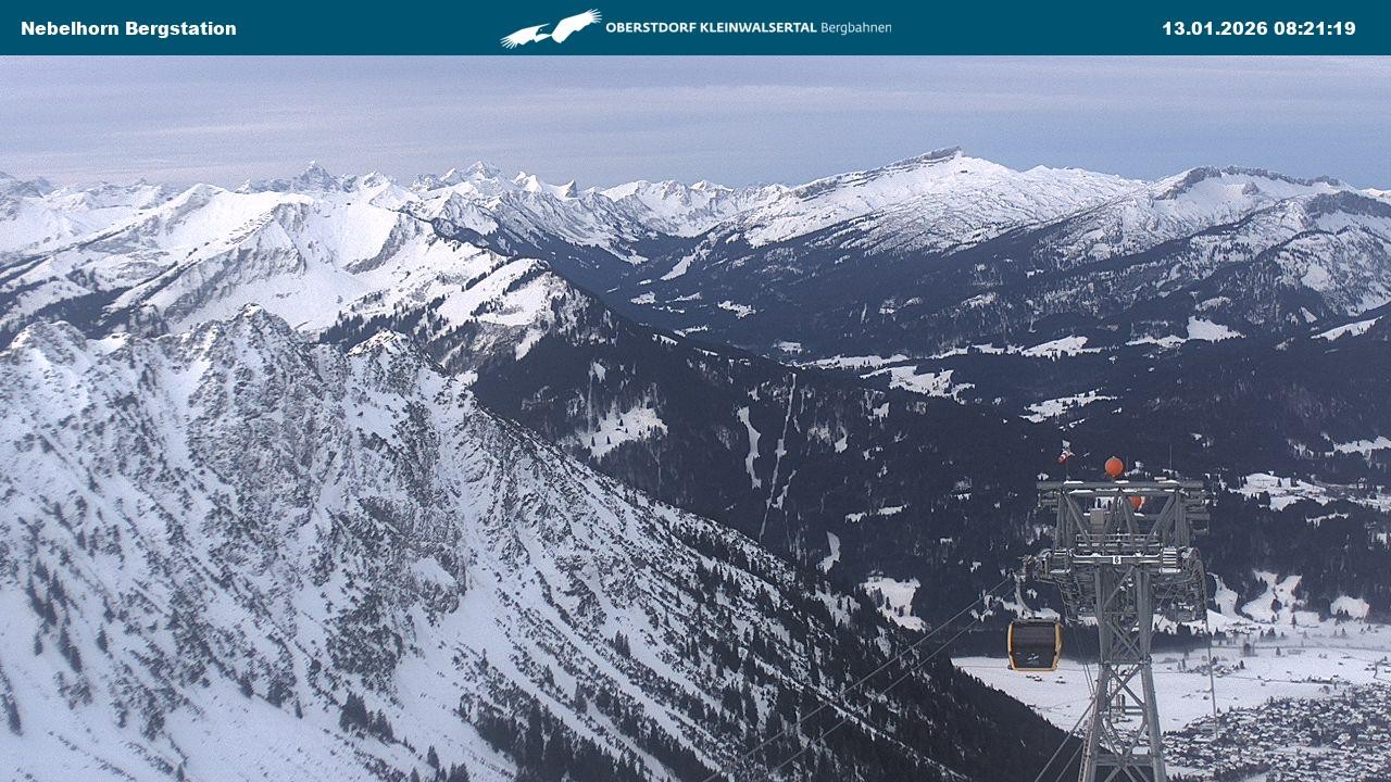 Archiv Foto Webcam Blick von der "Höfatsblick" Bergstation ins Tal