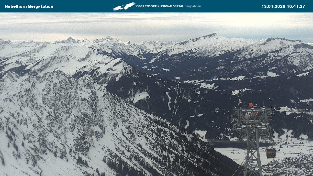Archiv Foto Webcam Blick von der "Höfatsblick" Bergstation ins Tal