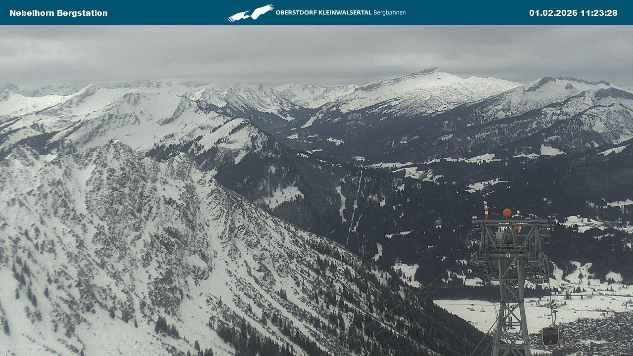 Archiv Foto Webcam Blick von der "Höfatsblick" Bergstation ins Tal