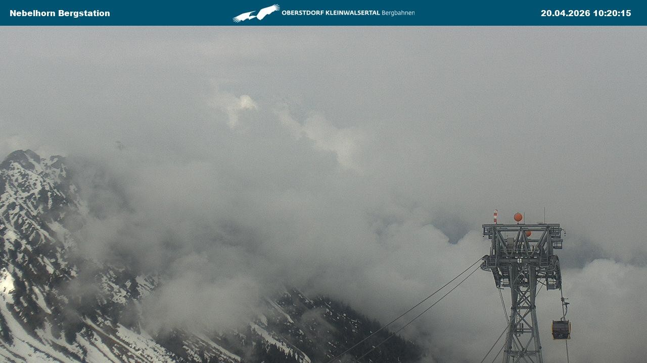 Archiv Foto Webcam Blick von der "Höfatsblick" Bergstation ins Tal