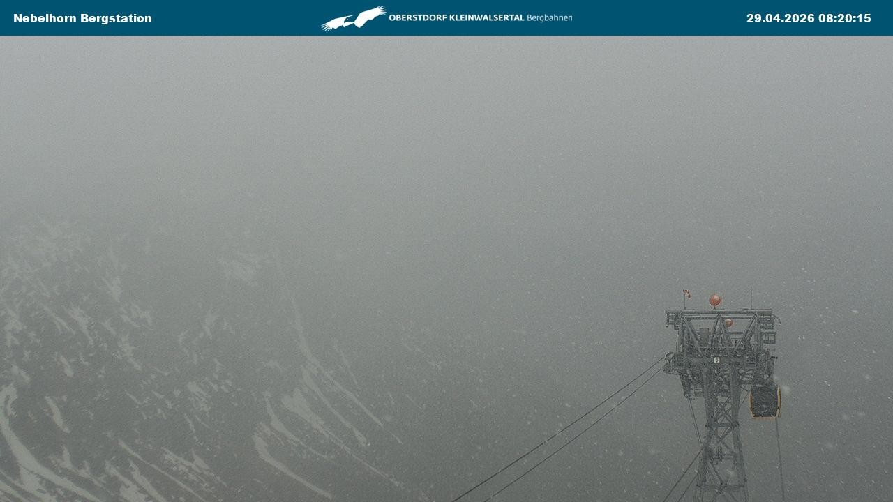 Archiv Foto Webcam Blick von der "Höfatsblick" Bergstation ins Tal