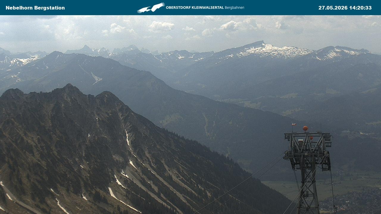 Archiv Foto Webcam Blick von der "Höfatsblick" Bergstation ins Tal
