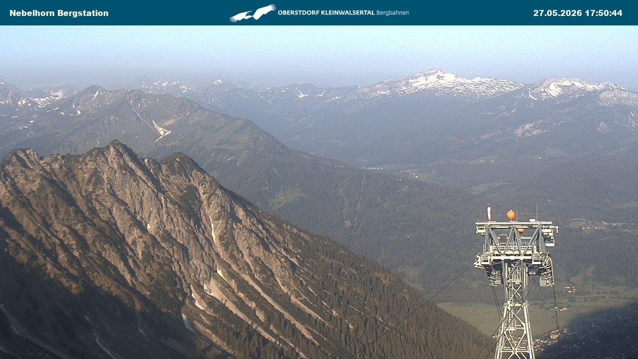 Archived image Webcam View from the "Höfatsblick" mountain station down the valley