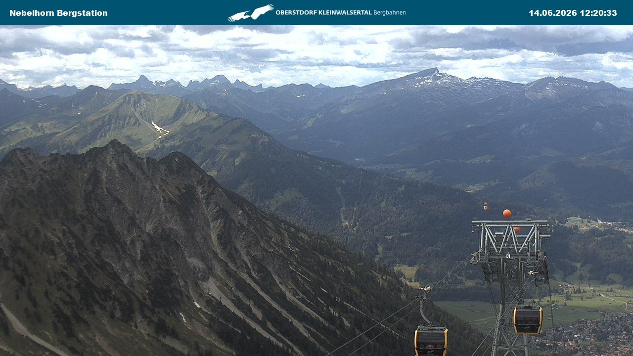 Archiv Foto Webcam Blick von der "Höfatsblick" Bergstation ins Tal