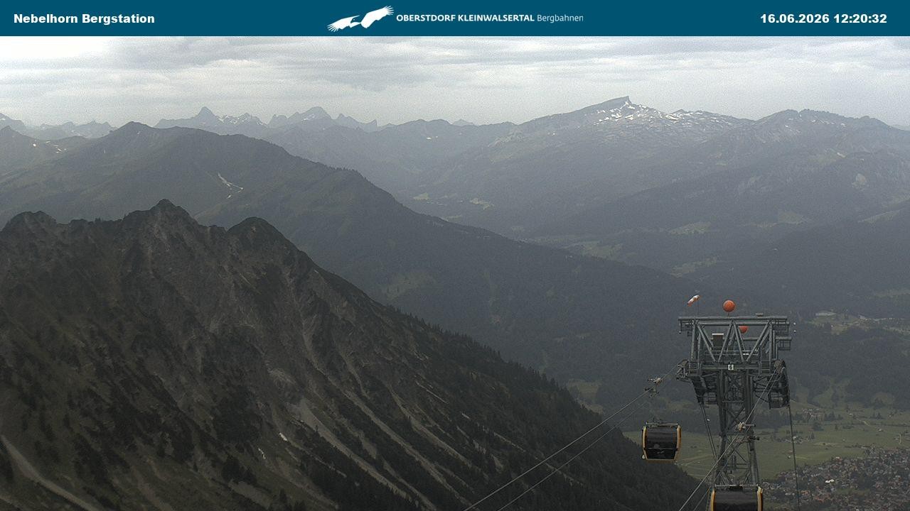 Archiv Foto Webcam Blick von der "Höfatsblick" Bergstation ins Tal