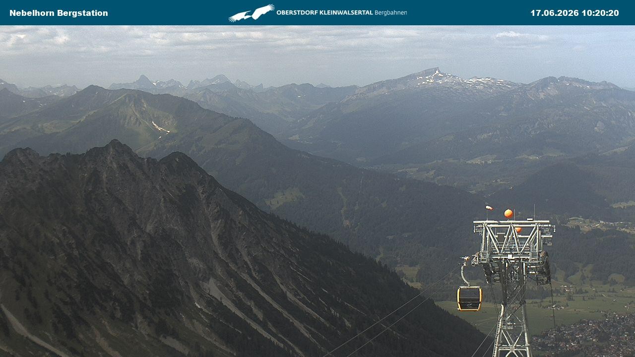 Archiv Foto Webcam Blick von der "Höfatsblick" Bergstation ins Tal