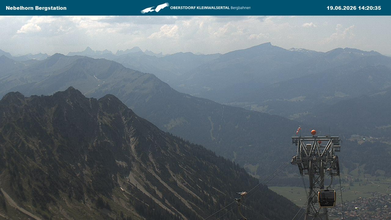 Archiv Foto Webcam Blick von der "Höfatsblick" Bergstation ins Tal