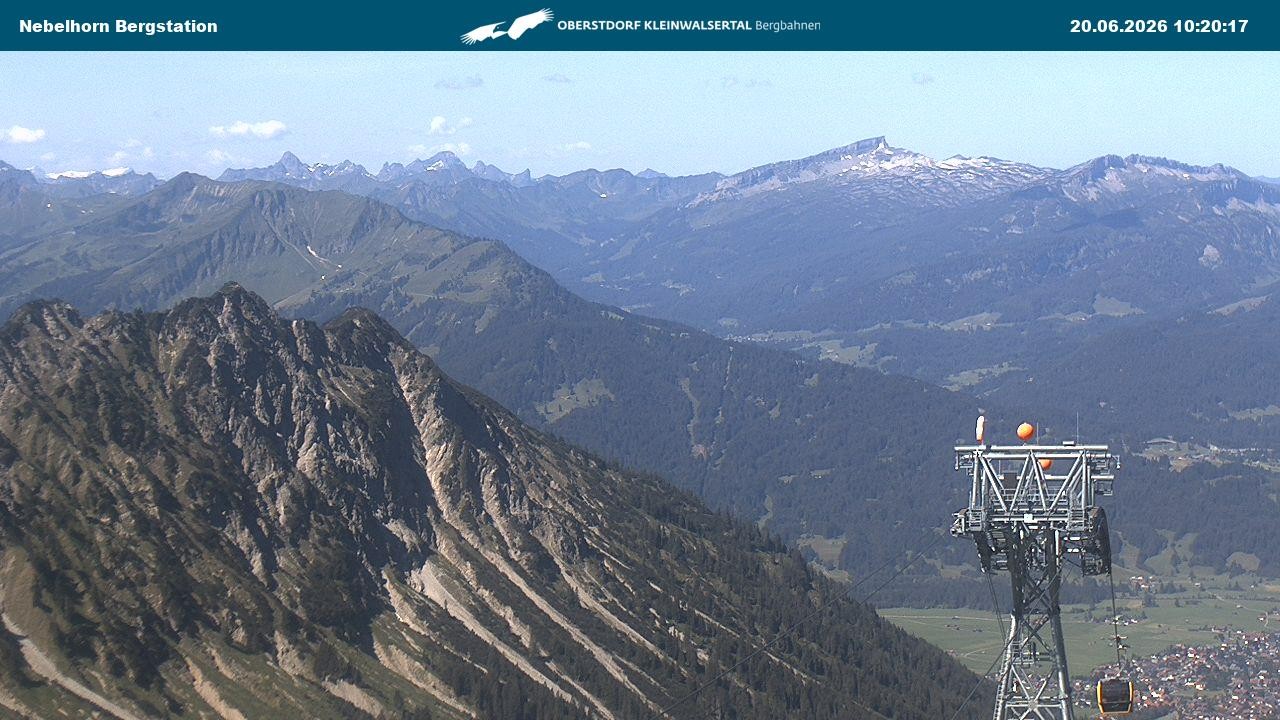 Archiv Foto Webcam Blick von der "Höfatsblick" Bergstation ins Tal