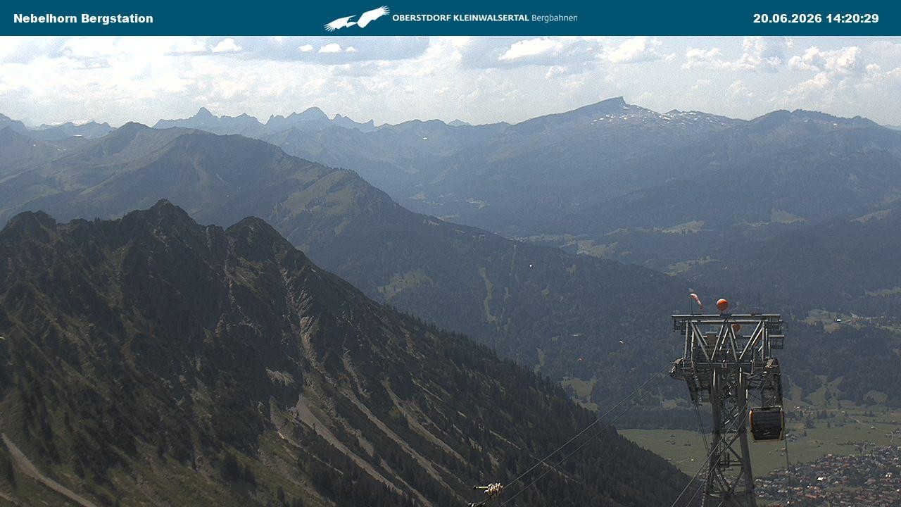 Archiv Foto Webcam Blick von der "Höfatsblick" Bergstation ins Tal